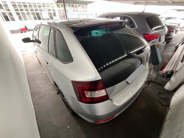 Skoda Rapid Spaceback 1.2 TSI Ambition — zdjęcie 8