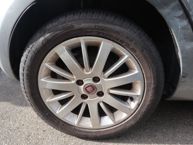Fiat Grande Punto 1.4 8V 77 Genius — zdjęcie 13