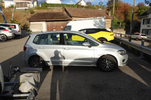 VW Golf VII Sportsvan 1.4 TSI 125 Allstar DSG — zdjęcie 9
