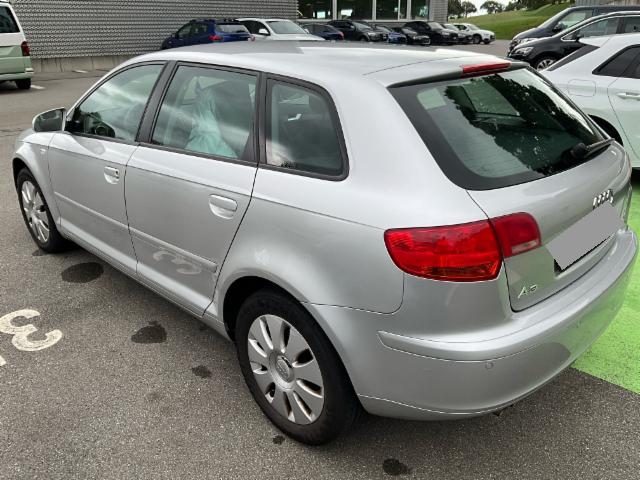 Audi A3 Sportback 1.4 T FSI Attraction — zdjęcie 7