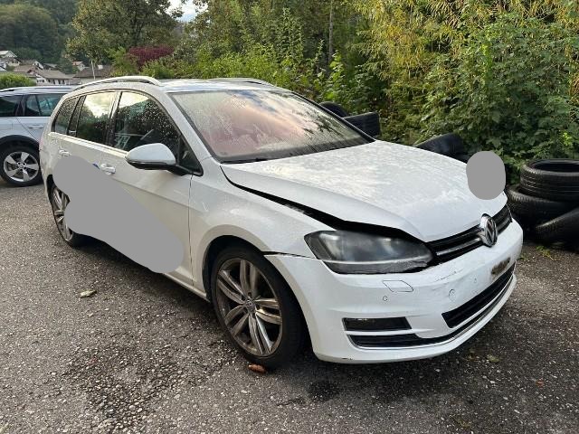 VW Golf VII Variant 1.4 TSI 140 Highline DSG — zdjęcie 2