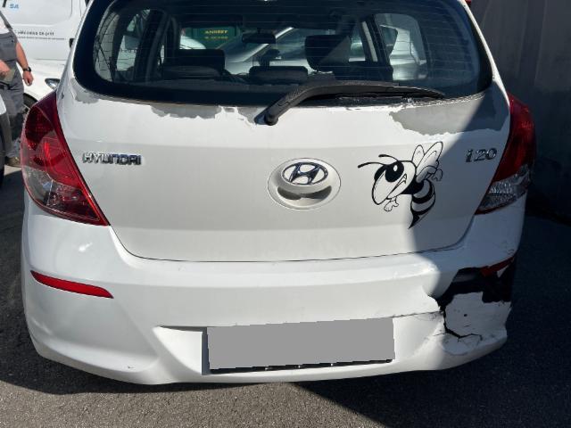 Hyundai i20 1.4 Style — zdjęcie 8
