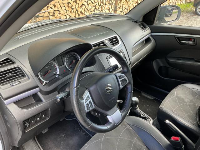 Suzuki Swift 1.2 GL Piz Sulai 4x4 — zdjęcie 15