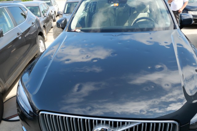 Volvo XC90 D5 Inscription AWD — zdjęcie 4