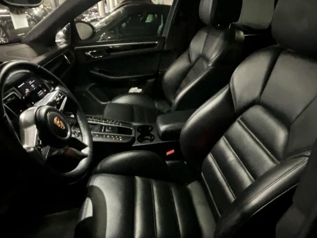 Porsche Macan 3.6 V6 Turbo Performance — zdjęcie 13