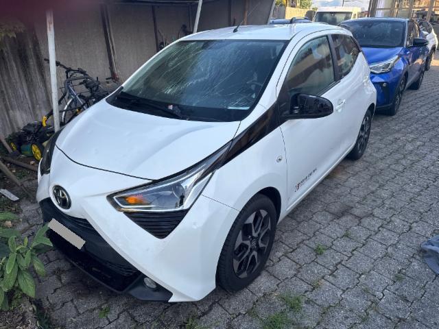 Toyota Aygo 1.0 — zdjęcie 6