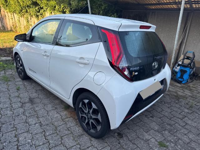 Toyota Aygo 1.0 — zdjęcie 7