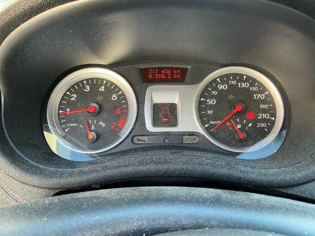 Renault Clio Grandtour 1.2 TCe 100 Night&Day — zdjęcie 4