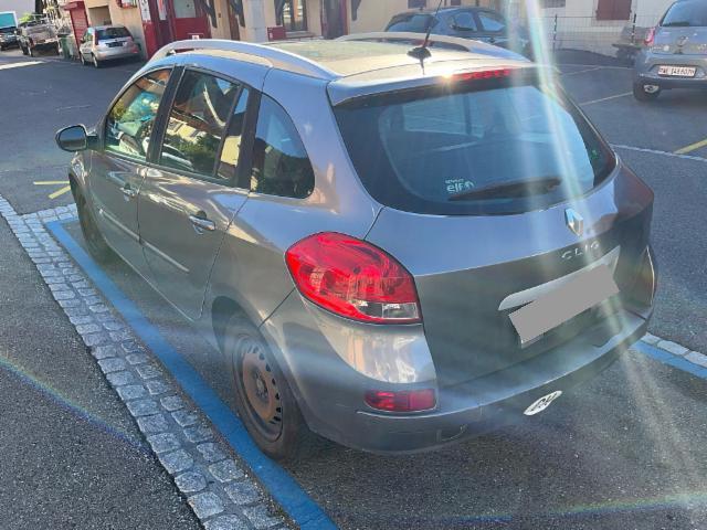 Renault Clio Grandtour 1.2 TCe 100 Night&Day — zdjęcie 8