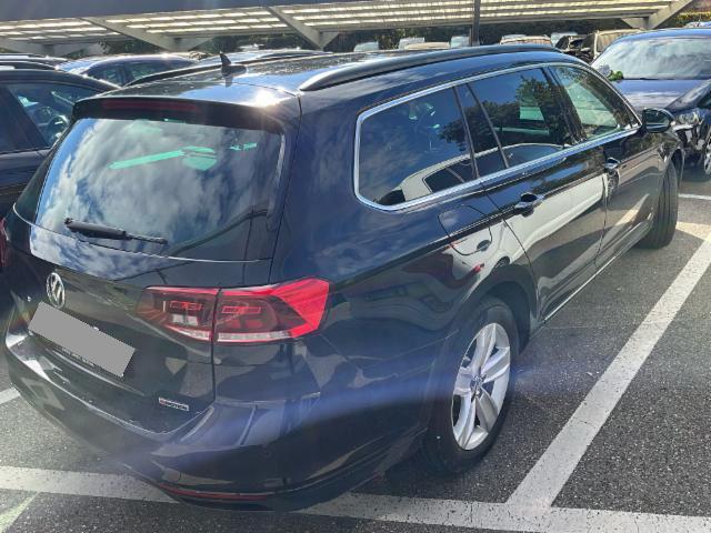 VW Passat Variant 2.0 TDI 190 Business DSG 4m — zdjęcie 7