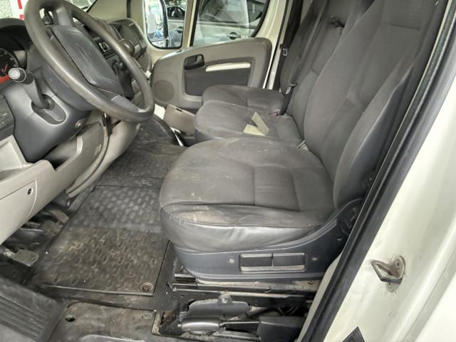 Citroen Jumper fourg. 33 L2H1 vit. 2.2 HDi 120 — zdjęcie 13