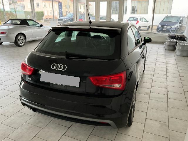Audi A1 1.2 TFSI Ambition — zdjęcie 9