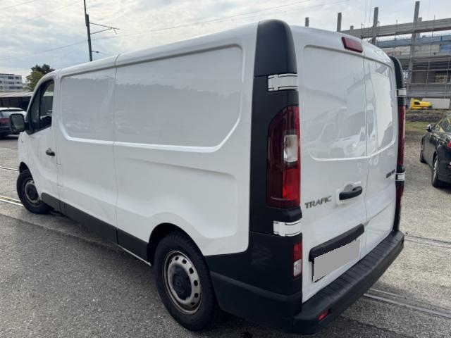 Renault Trafic Kaw. 3.0 t L2 H1 2.0 dCi 120 Business — zdjęcie 11