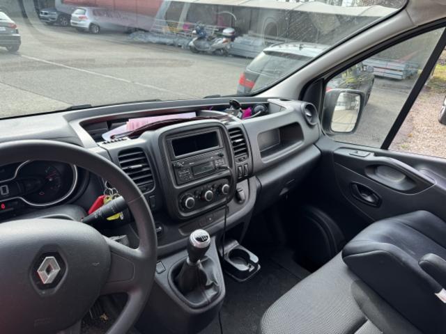 Renault Trafic Kaw. 3.0 t L2 H1 2.0 dCi 120 Business — zdjęcie 15