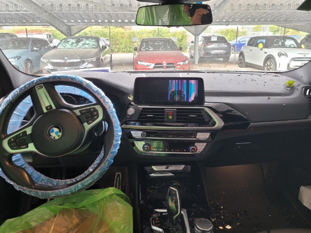 BMW X3 G01 M40d — zdjęcie 31