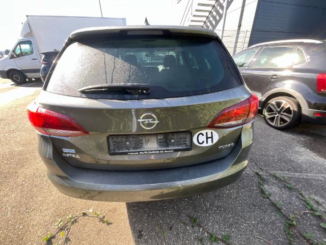 Opel Astra Sports Tourer 1.4 T 150 eTEC Excellence S/S — zdjęcie 8