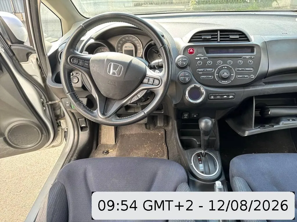 Honda Jazz 1.3i Hybrid Elegance, 88 PS — zdjęcie 8