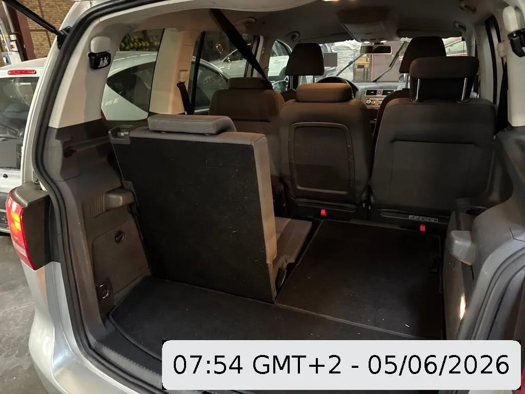 VW Touran - Typ 1T ab 05.2010 Touran Highline 1.4, 169 PS — zdjęcie 12