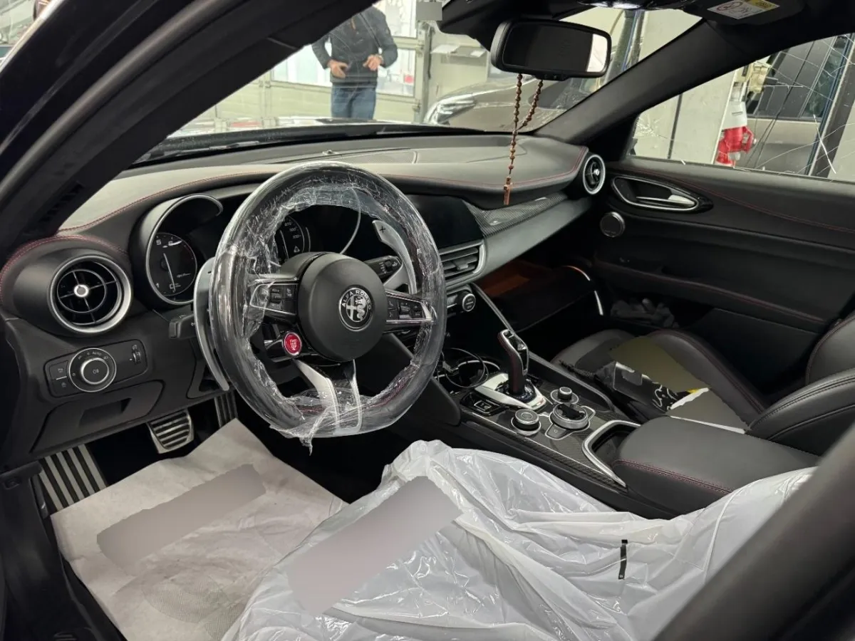 ALFA ROMEO Giulia 2.9 Quadrifoglio, 510 PS — zdjęcie 5