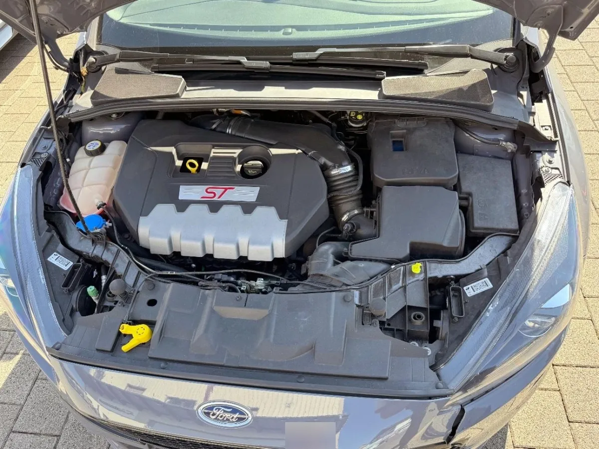 EBZ - Ford Focus 5-türig/Focus 5-türig (Turnier) - CEW Focus ST 2.0, 250 PS — zdjęcie 9