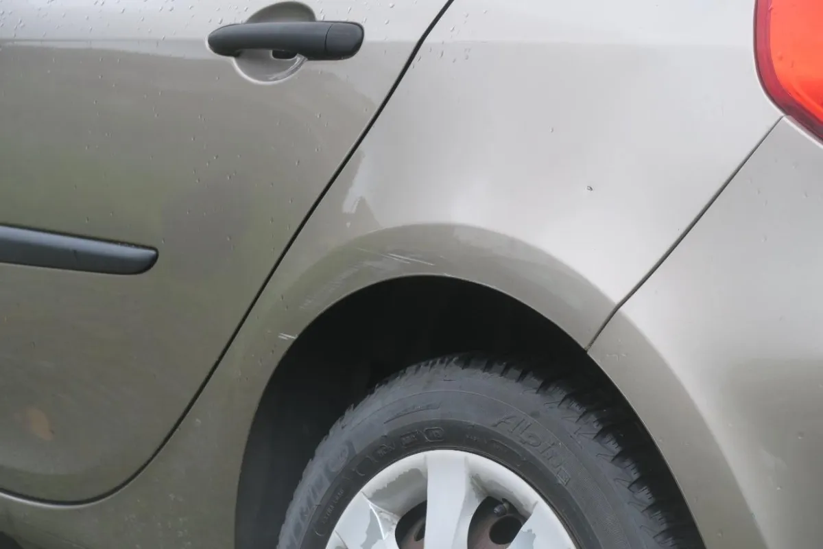 Renault Clio 1.2 16V Yahoo 1.1, 103 PS — zdjęcie 14