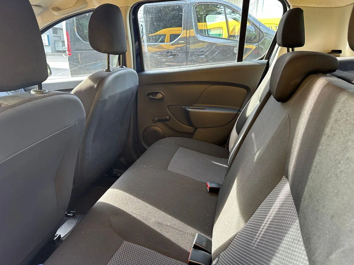 Dacia Sandero Essentiel, 73 PS — zdjęcie 6