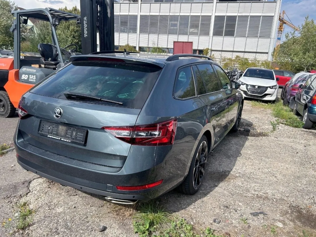 Skoda Superb 2.0 TSI 4x4 2.0, 272 PS