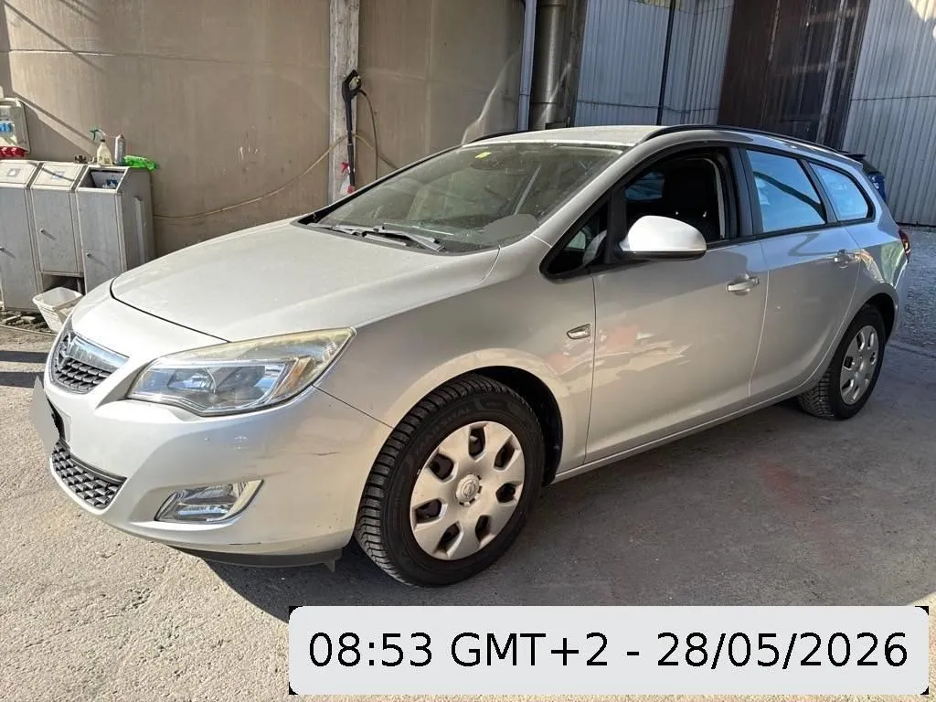 Opel Astra J Limousine/Sports Tourer - ab 11.2009 - 09.2015 Astra J 17DTJ ST 1.7, 110 PS — zdjęcie 7