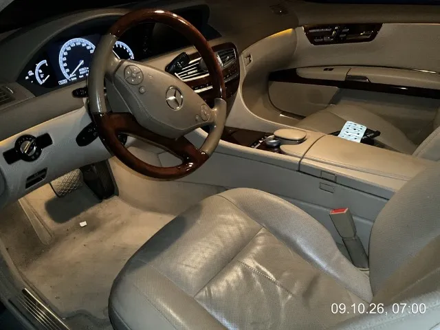 Mercedes-Benz CL-Klasse C216 Coupé CL 500 V8 BlueEffic. 4matic, 435 PS — zdjęcie 12