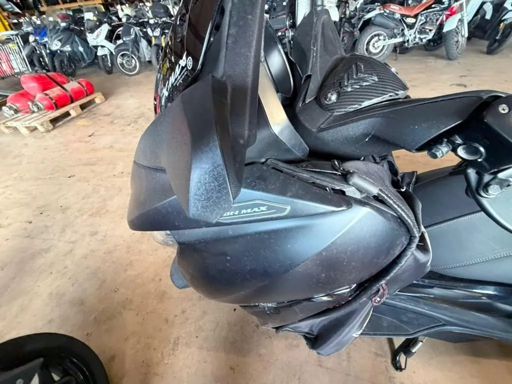 Yamaha X-Max 300 ABS Iron Max 0.3, 28 PS — zdjęcie 12