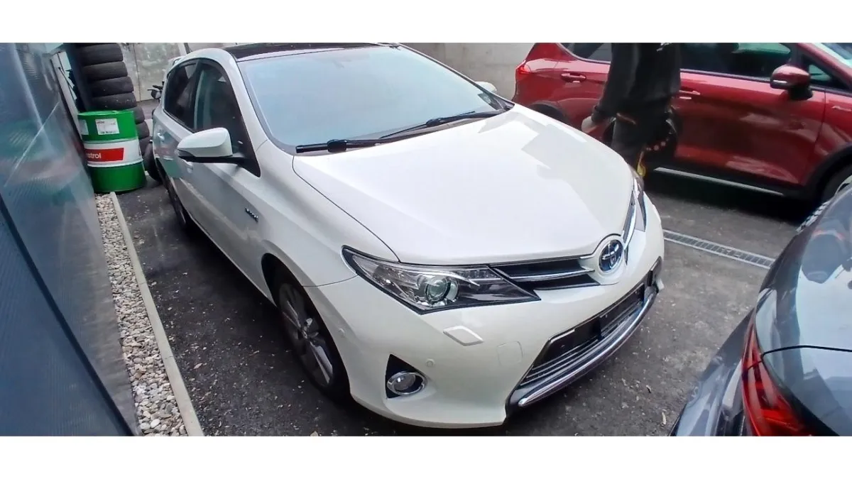 Toyota Auris HSD, 99 PS — zdjęcie 4
