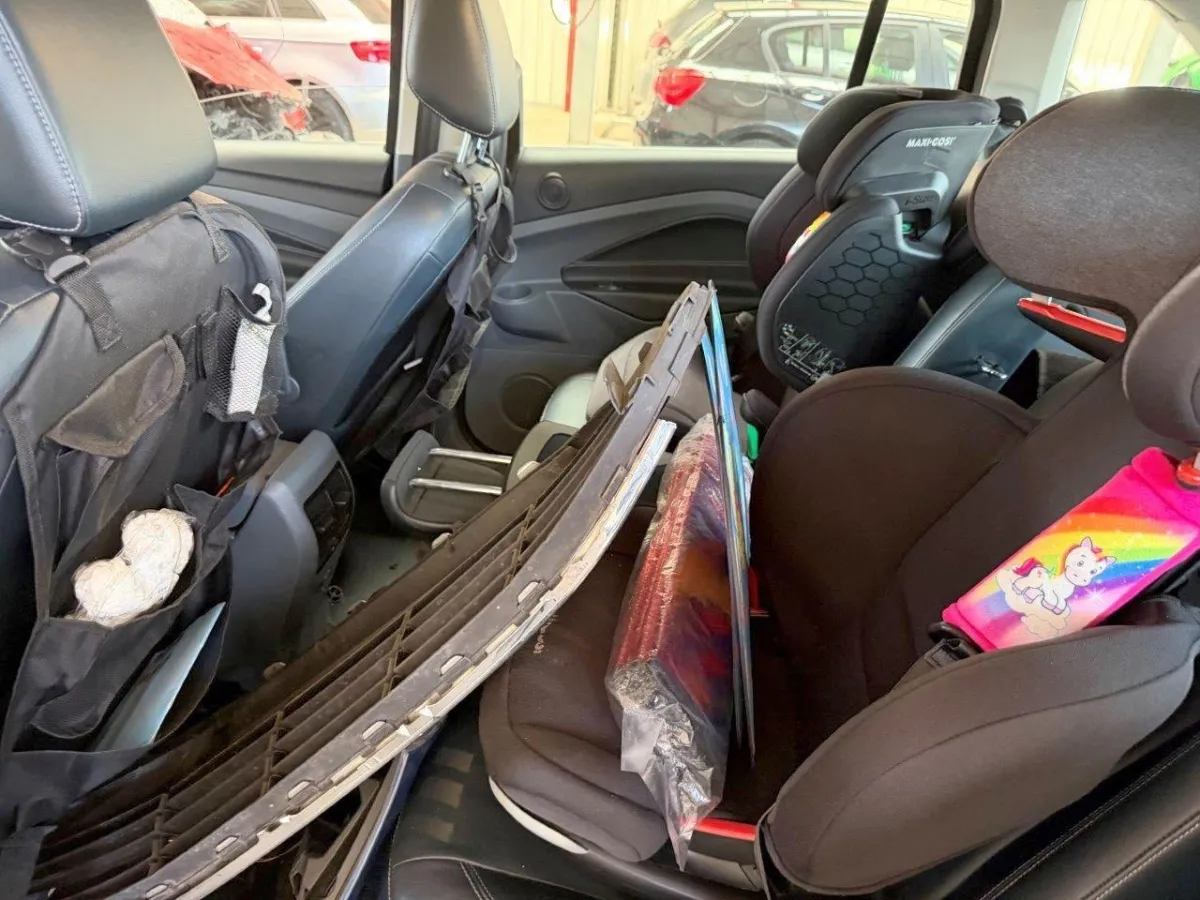 Ford Grand C-Max 2.0 TDCi Carving 2.0, 140 PS — zdjęcie 11