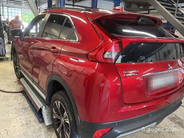 Mitsubishi Eclipse Cross 1.5 T Diamond 4x4, 163 PS — zdjęcie 4