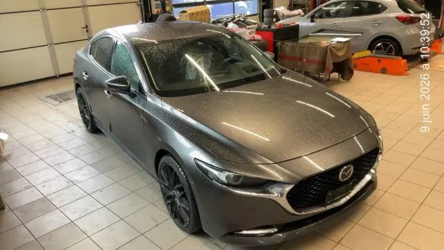Mazda 3 Sedan SKYACTIV-X, 179 PS — zdjęcie 3
