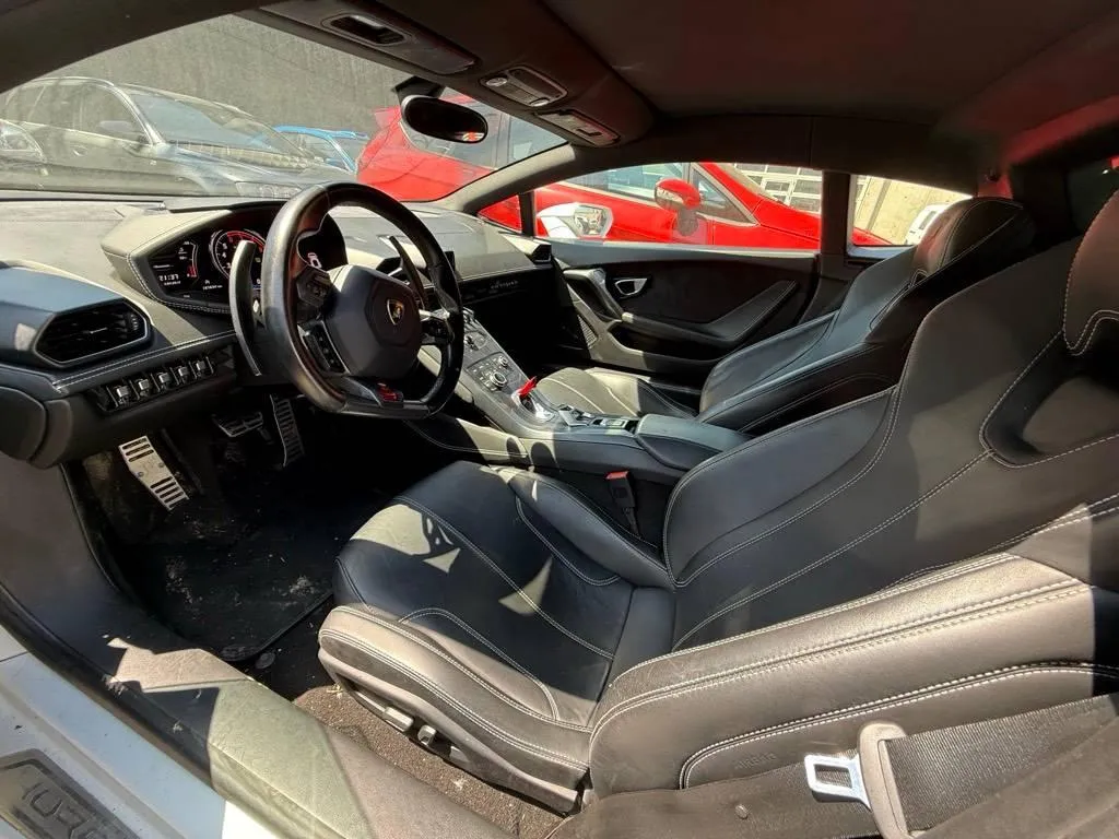 Lamborghini Huracan LP610-4 5.2, 609 PS — zdjęcie 14