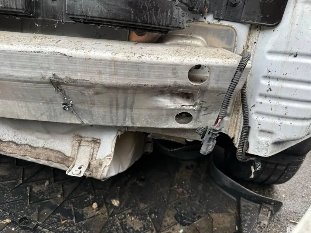 TESLA MODEL 3 Long R. AWD, 498 PS — zdjęcie 13