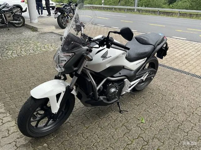 Honda NC 700 S 0.7, 48 PS — zdjęcie 2