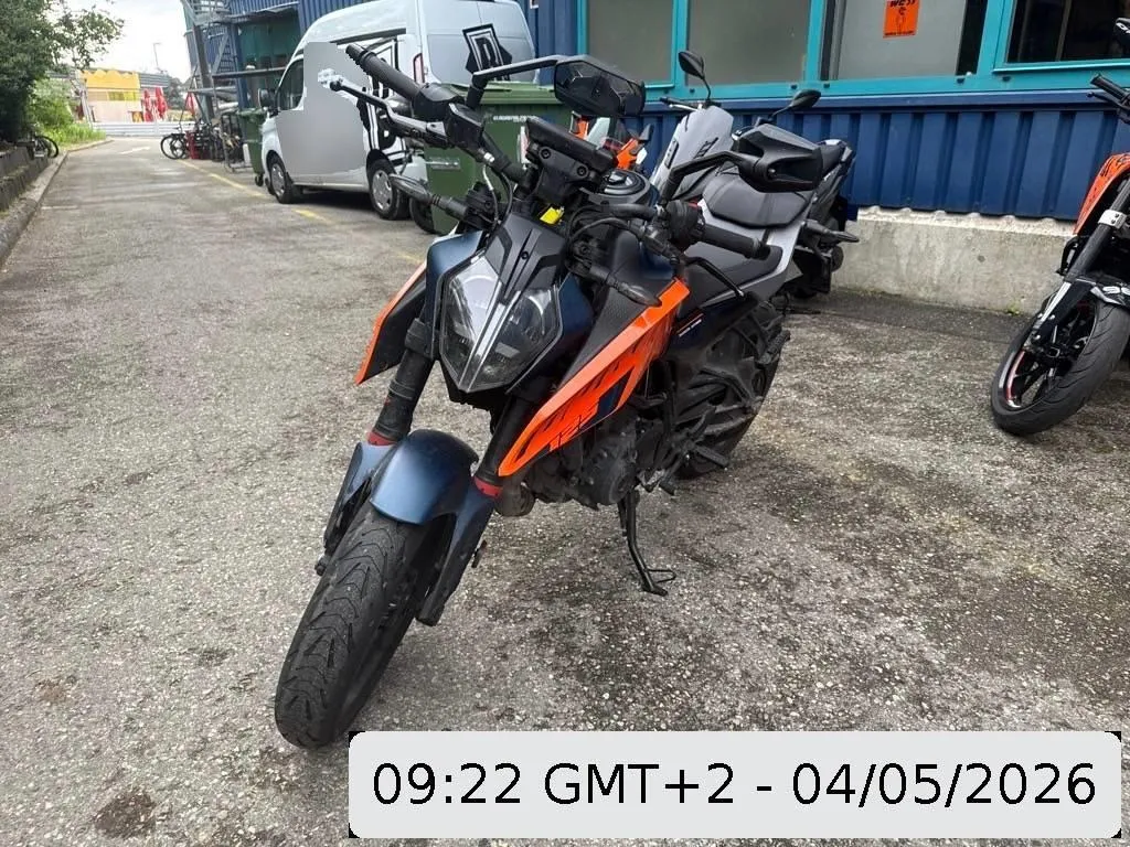 KTM 125 Duke, 15 PS — zdjęcie 1
