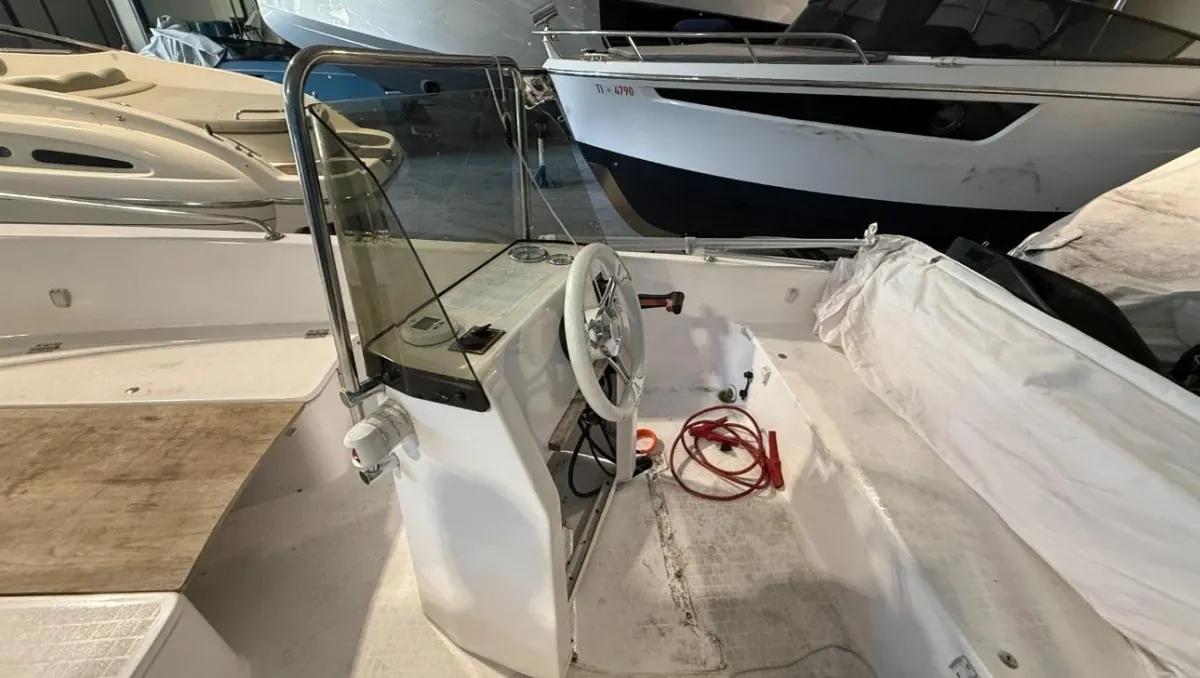 CONERO PERLA Motoscafo in vetroresina imbarcazione sportiva , 40 PS — zdjęcie 8