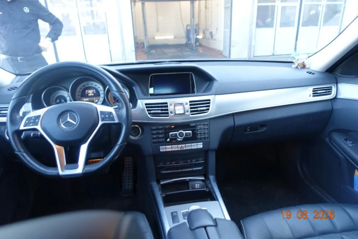 Mercedes-Benz E-Klasse E 250 CDI 4MATIC, 204 PS — zdjęcie 7