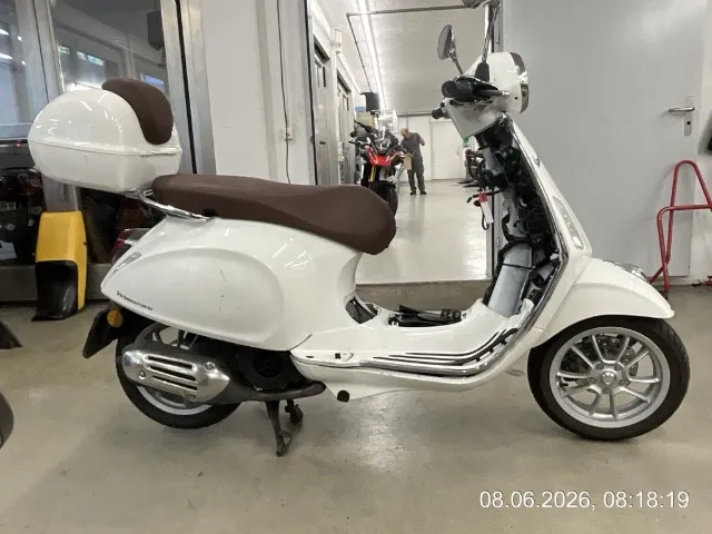 Piaggio Vespa Primavera 125, 11 PS — zdjęcie 12
