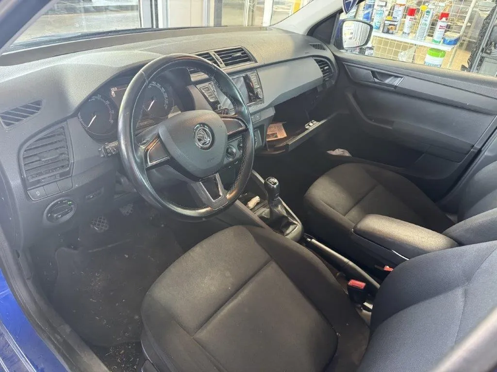 Skoda Fabia 1.0 MPI Active 1.0, 75 PS — zdjęcie 7