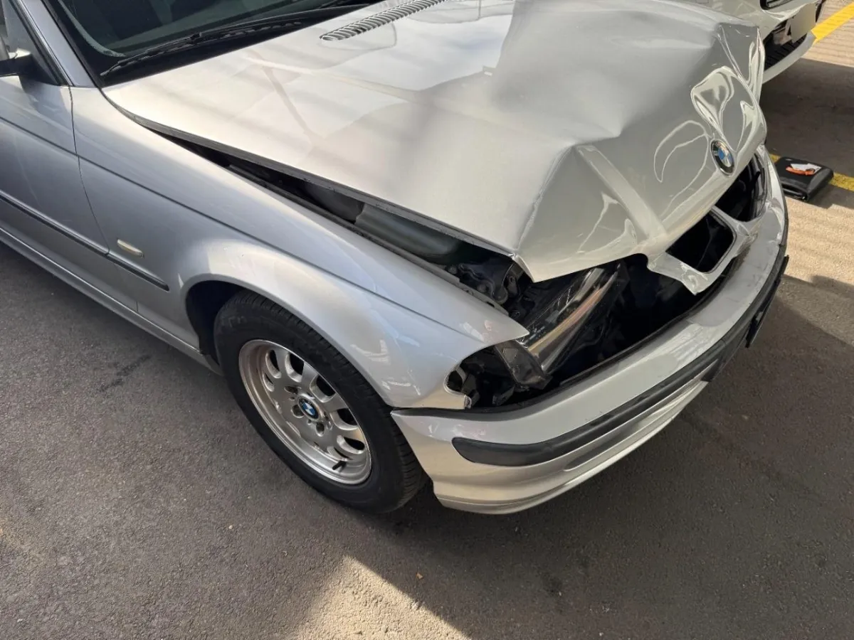 BMW 320i Touring, 150 PS — zdjęcie 15