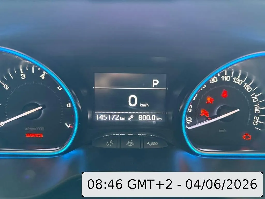 Peugeot 2008 1.2 e STT, 110 PS — zdjęcie 6