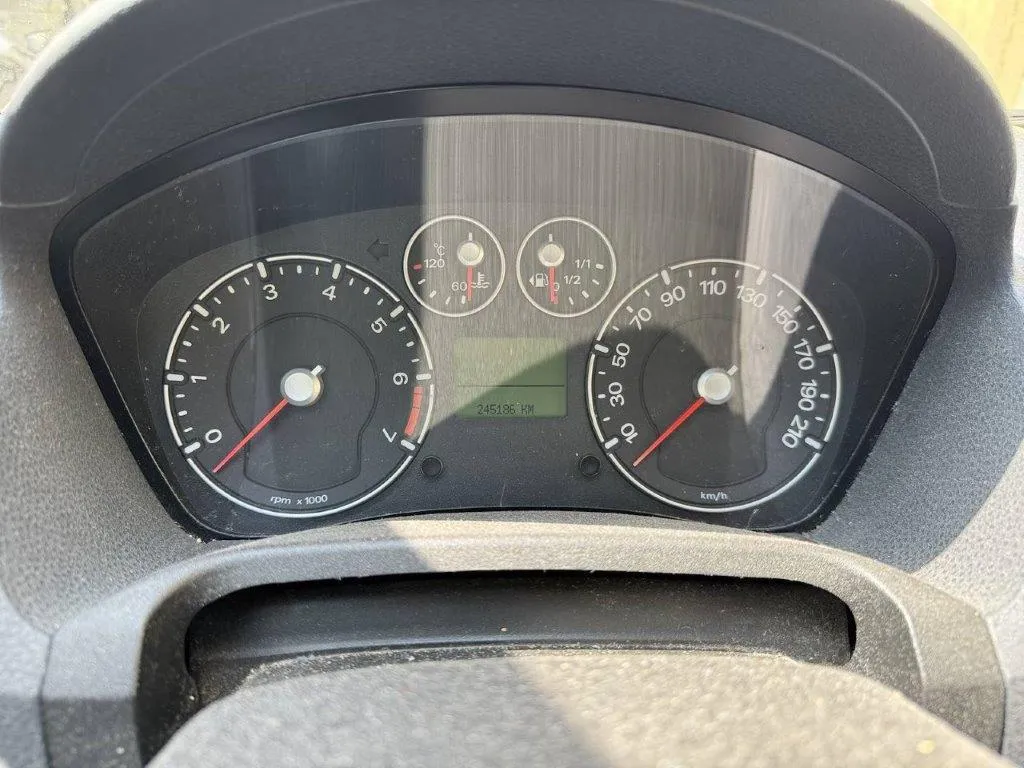 Ford Fiesta 1.4 16V Trend Durashift ET, 80 PS — zdjęcie 5