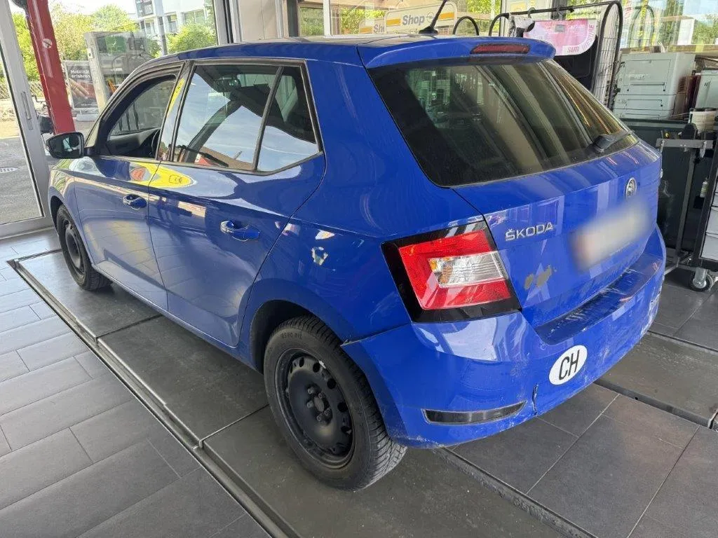 Skoda Fabia 1.0 MPI Active 1.0, 75 PS — zdjęcie 1