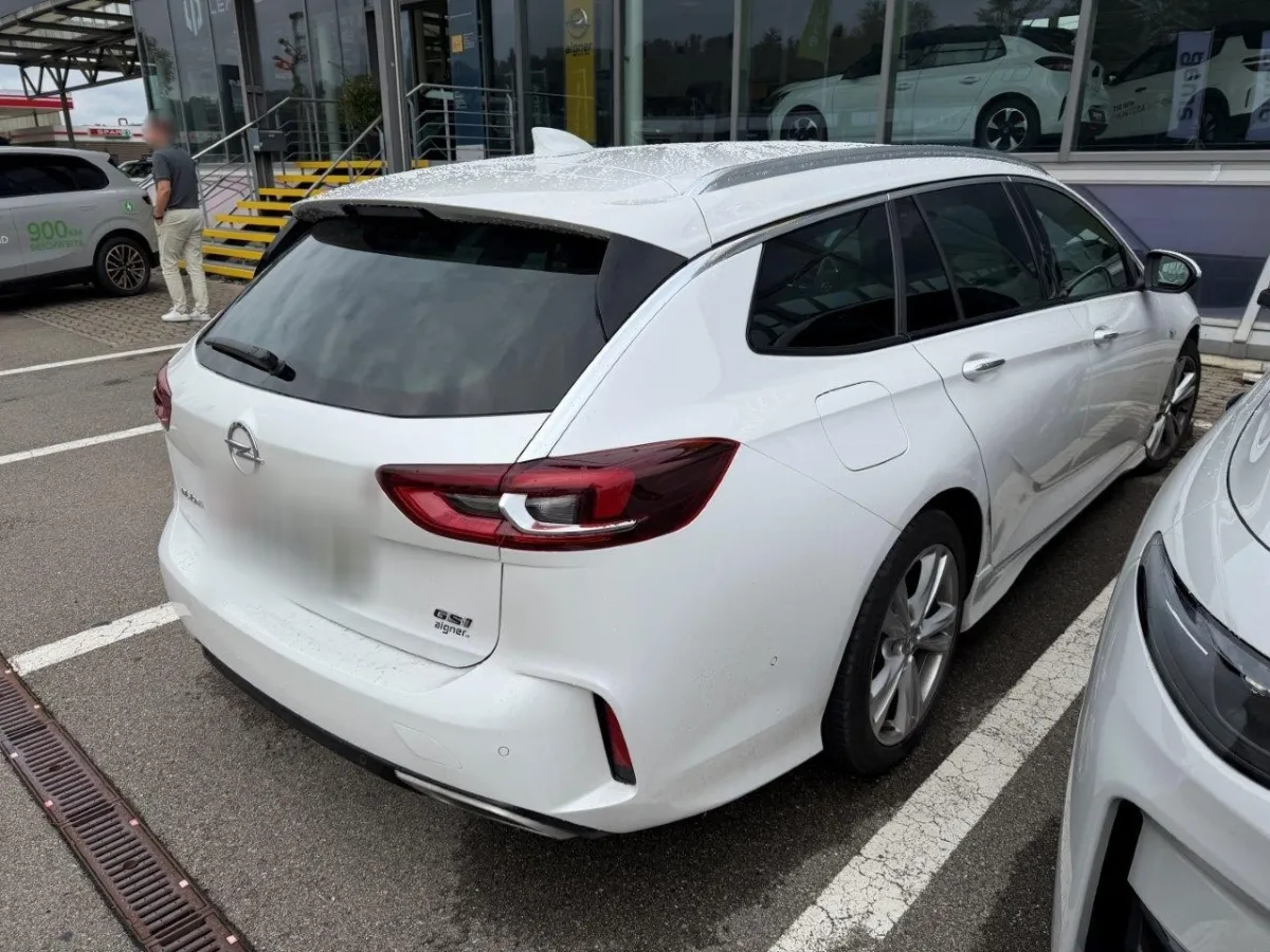 Opel Insignia Sports Tourer 2.0 T GSi AWD, 260 PS — zdjęcie 4