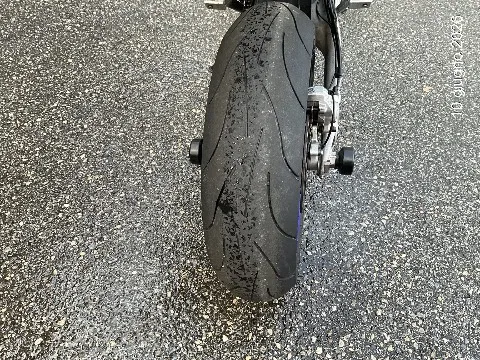Husqvarna 701 Supermoto (35kW) 0.7, 42 PS — zdjęcie 4