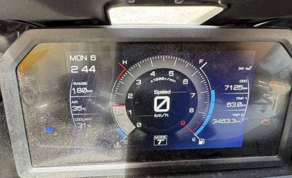 Yamaha TMax 560 ABS Tech Max, 48 PS — zdjęcie 7