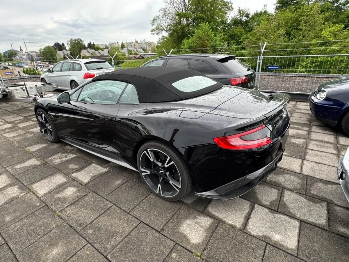 Aston Martin S Volante, 604 PS — zdjęcie 6